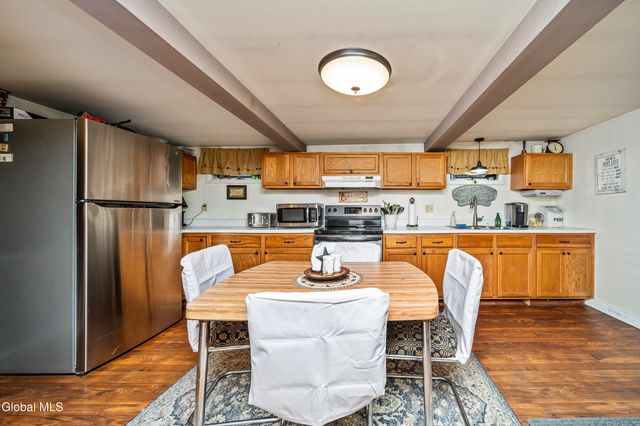 34 Ford Road, Pittstown, NY 12180