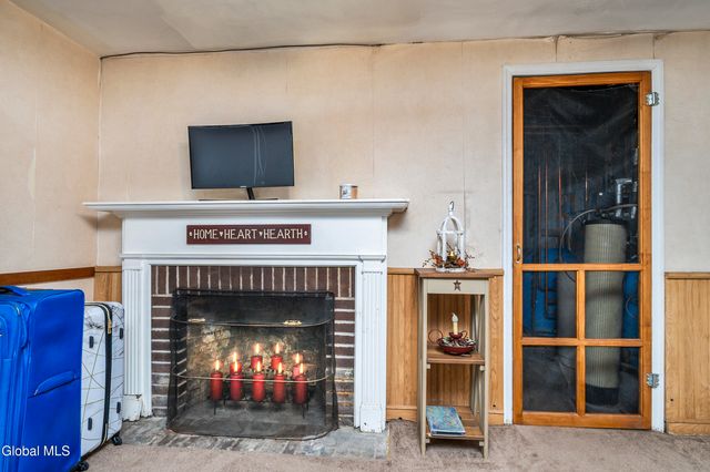 34 Ford Road, Pittstown, NY 12180