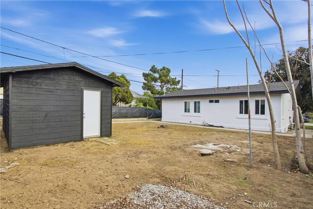 845 N 9th, Colton, CA 92324