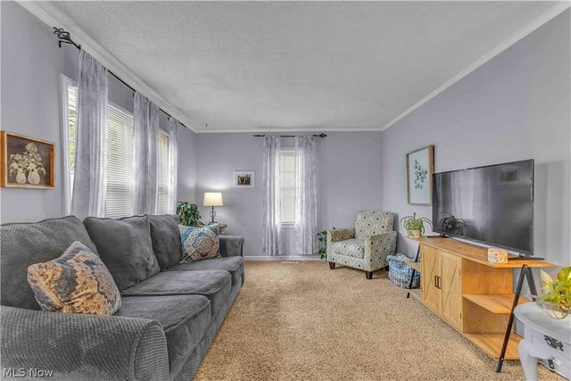 1627 33rd Street NE, Canton, OH 44714