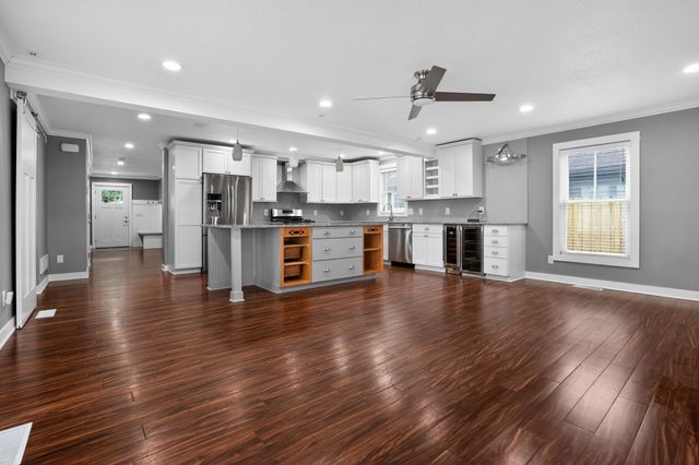 5940 Wooddale Avenue, Edina, MN 55424