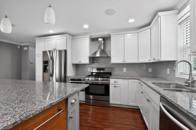 5940 Wooddale Avenue, Edina, MN 55424
