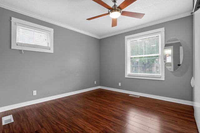 5940 Wooddale Avenue, Edina, MN 55424