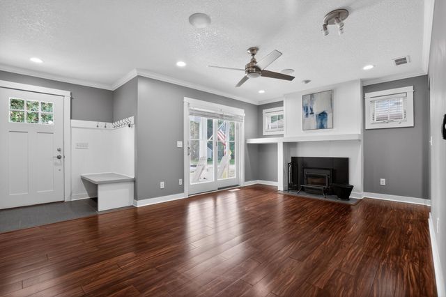 5940 Wooddale Avenue, Edina, MN 55424