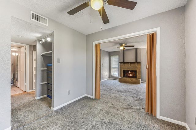 1516 Bay Area Boulevard F16, Houston, TX 77058