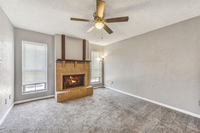 1516 Bay Area Boulevard F16, Houston, TX 77058