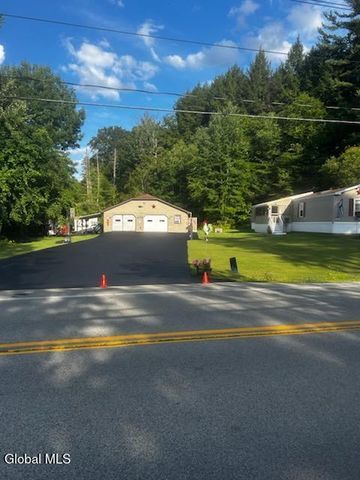 1188 County Road 110, Broadalbin, NY 12025