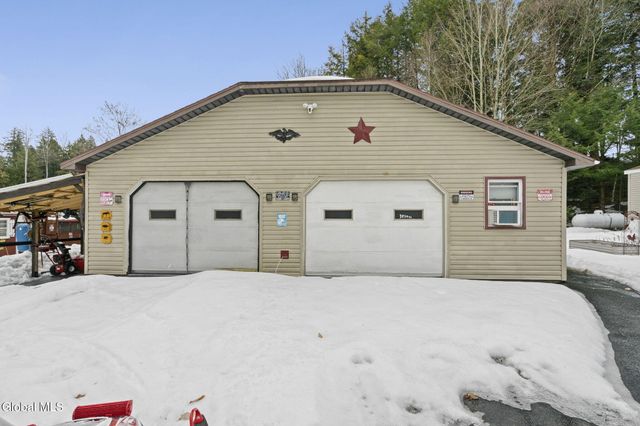 1188 County Road 110, Broadalbin, NY 12025