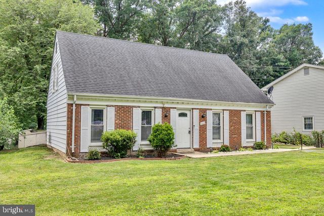 1112 E MAPLE AVE, Sterling, VA 20164