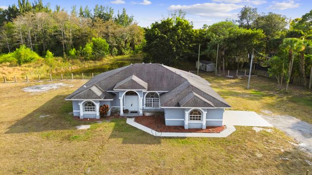 4584 Windmill Road, The Acreage, FL 33470