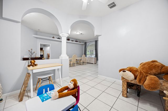 4584 Windmill Road, The Acreage, FL 33470