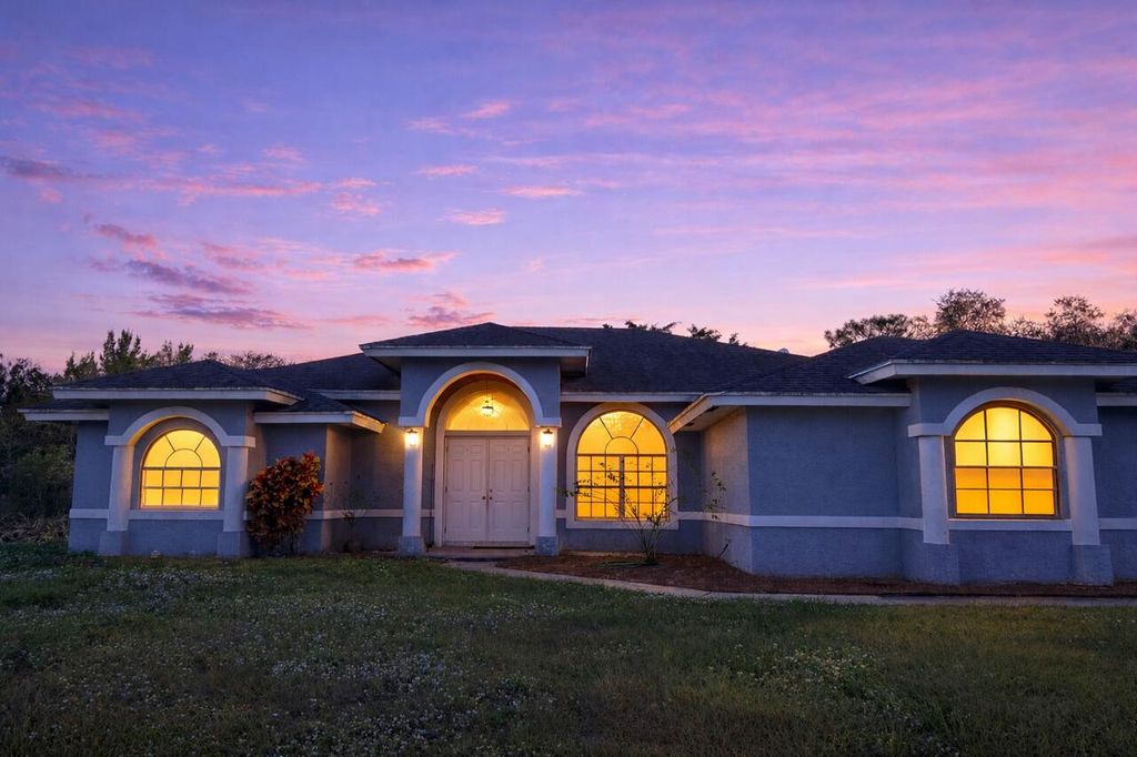 4584 Windmill Road, The Acreage, FL 33470