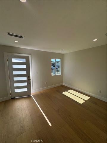 6228 Lemon Ave, Long Beach, CA 90805