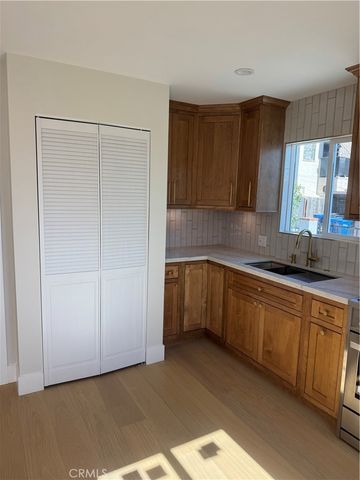 6228 Lemon Ave, Long Beach, CA 90805