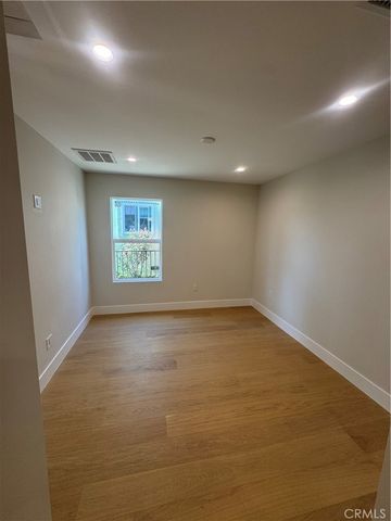 6228 Lemon Ave, Long Beach, CA 90805