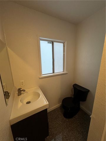 6228 Lemon Ave, Long Beach, CA 90805
