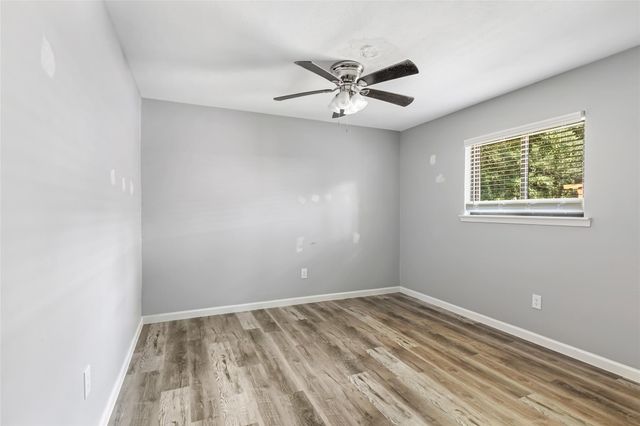 3302 Rustling Pines Street, Spring, TX 77380