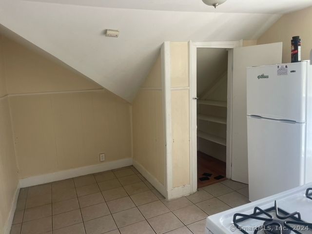 24 Arthur Street, New Haven, CT 06519