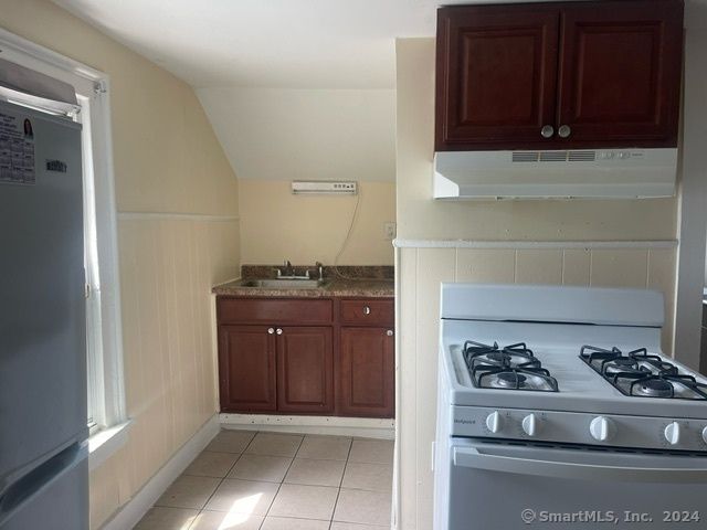 24 Arthur Street, New Haven, CT 06519