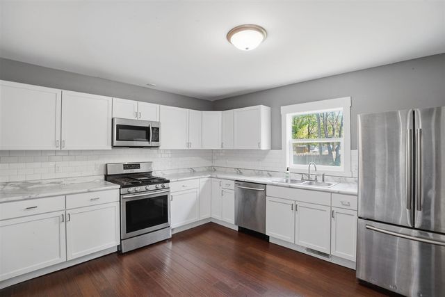 34 Myrtle Avenue, Battle Creek, MI 49037