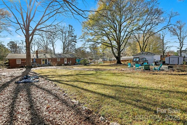 752 Pine Street, Mooresville, NC 28115