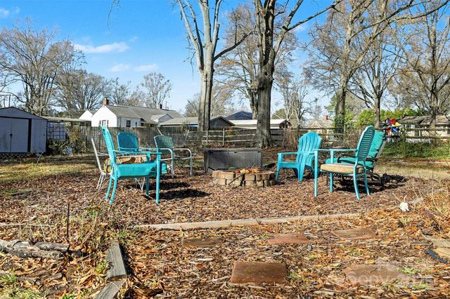 752 Pine Street, Mooresville, NC 28115