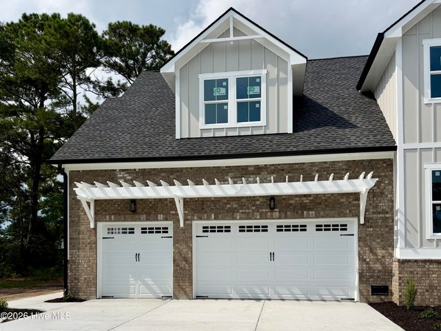 550 Glenburnie Street NW, Calabash, NC 28467