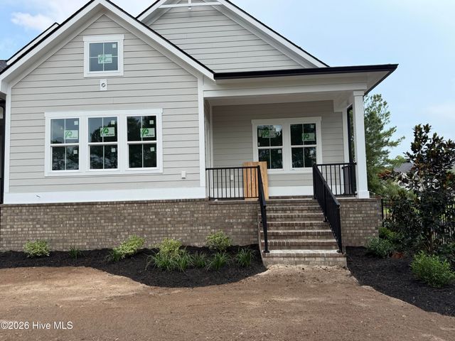 550 Glenburnie Street NW, Calabash, NC 28467