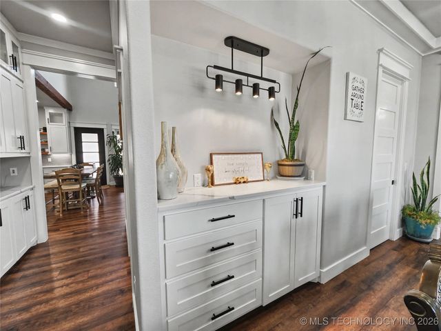 982 Edgewater Boulevard, Tahlequah, OK 74464