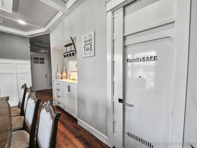 982 Edgewater Boulevard, Tahlequah, OK 74464