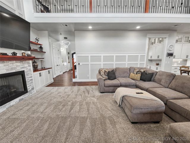 982 Edgewater Boulevard, Tahlequah, OK 74464