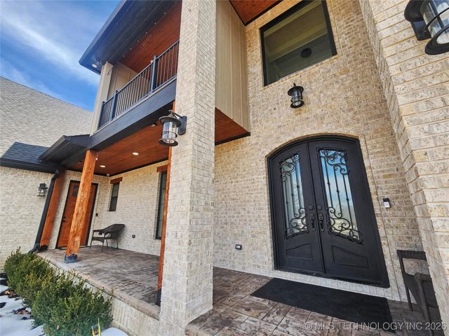 982 Edgewater Boulevard, Tahlequah, OK 74464