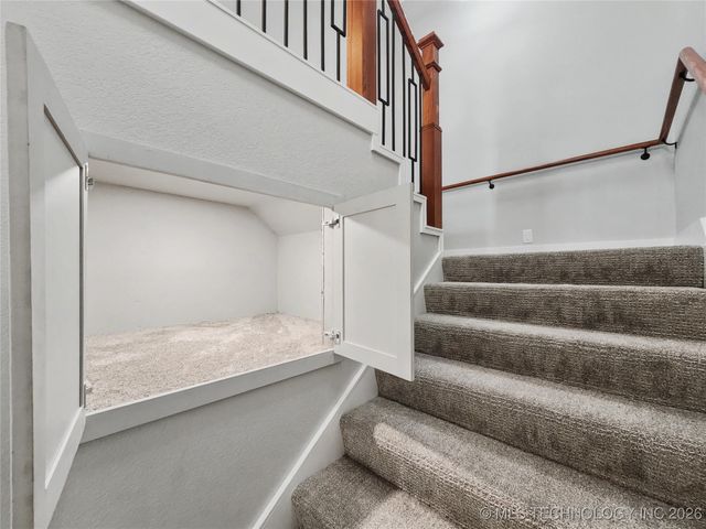 982 Edgewater Boulevard, Tahlequah, OK 74464