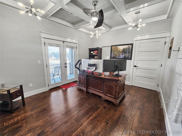 982 Edgewater Boulevard, Tahlequah, OK 74464