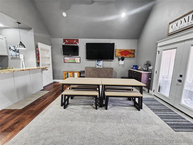 982 Edgewater Boulevard, Tahlequah, OK 74464