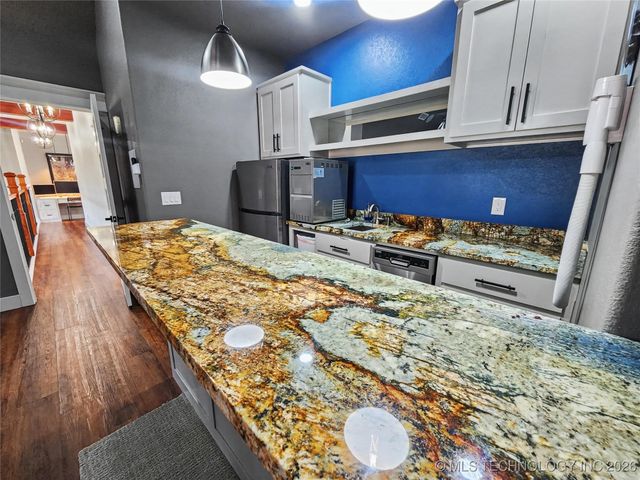 982 Edgewater Boulevard, Tahlequah, OK 74464