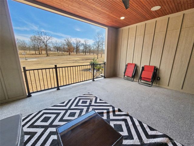 982 Edgewater Boulevard, Tahlequah, OK 74464