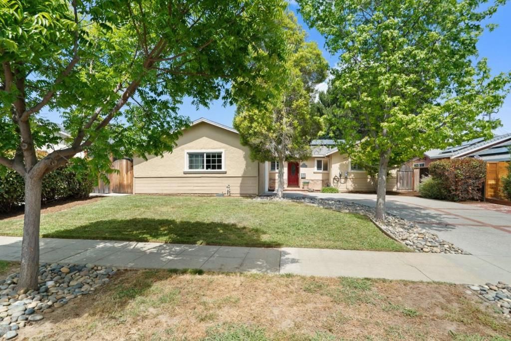 Image 2 of property listing at 1791 Branham Lane, San Jose, CA 95124
