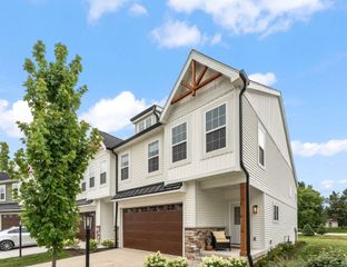 1609 Melanie Lane, Chesterton, IN 46304