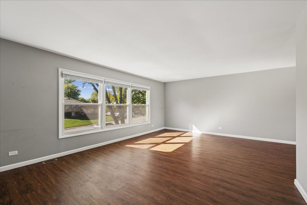 990 Brush Hill Lane, Lake Zurich, IL 60047 — photo 3