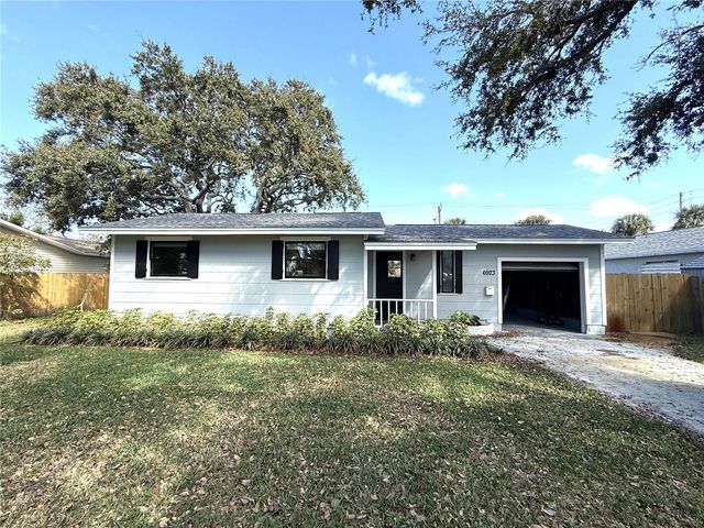 6923 DARTMOUTH AVENUE N, St Petersburg, FL 33710