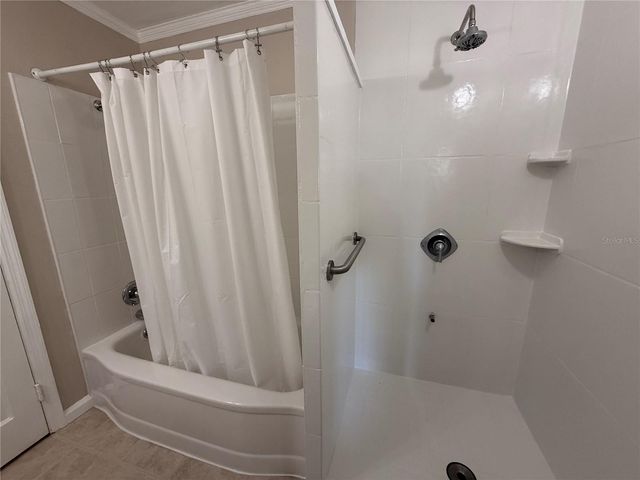 6923 DARTMOUTH AVENUE N, St Petersburg, FL 33710