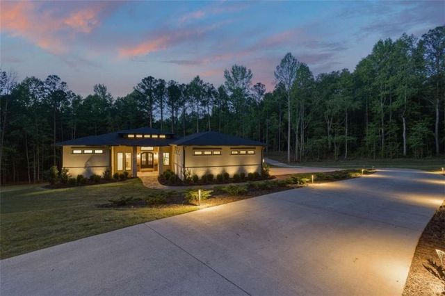 249 Mabry Parkway, Whitesburg, GA 30185