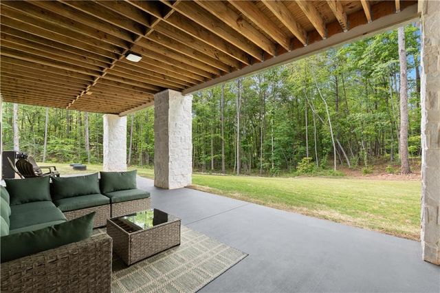 249 Mabry Parkway, Whitesburg, GA 30185