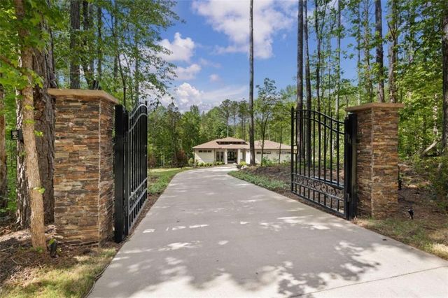 249 Mabry Parkway, Whitesburg, GA 30185