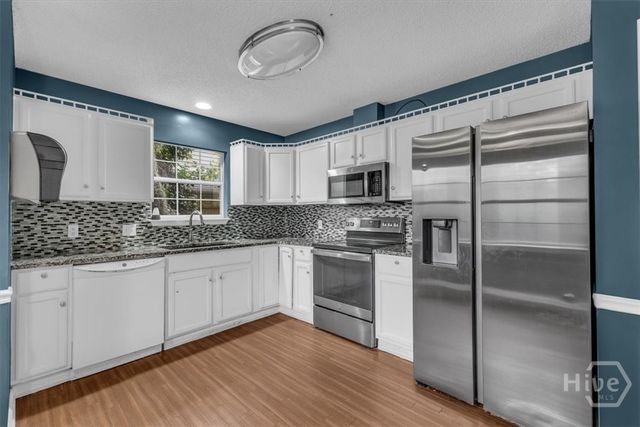 138 Penn Station, Savannah, GA 31410