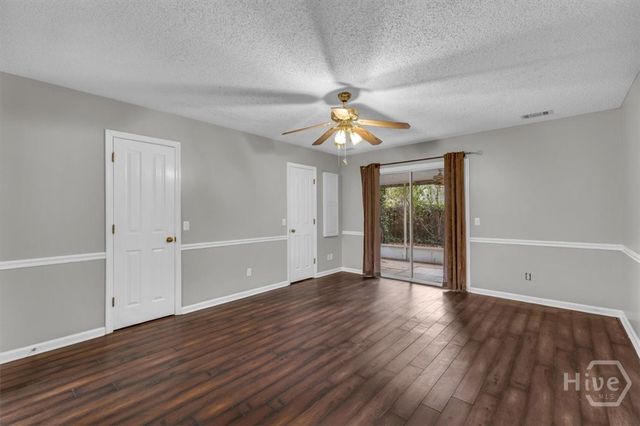 138 Penn Station, Savannah, GA 31410