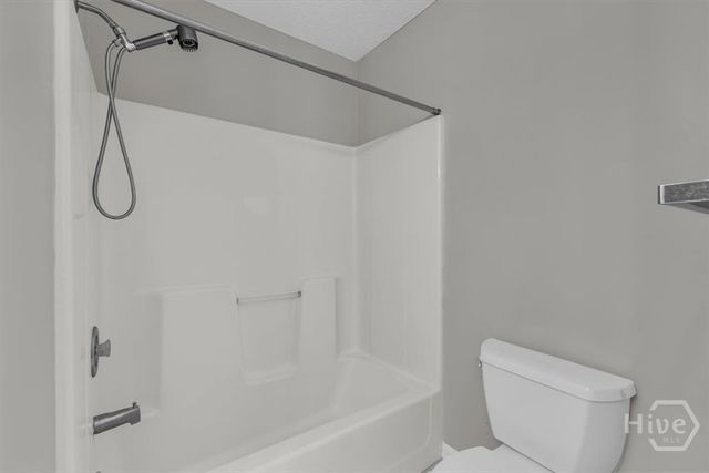 138 Penn Station, Savannah, GA 31410