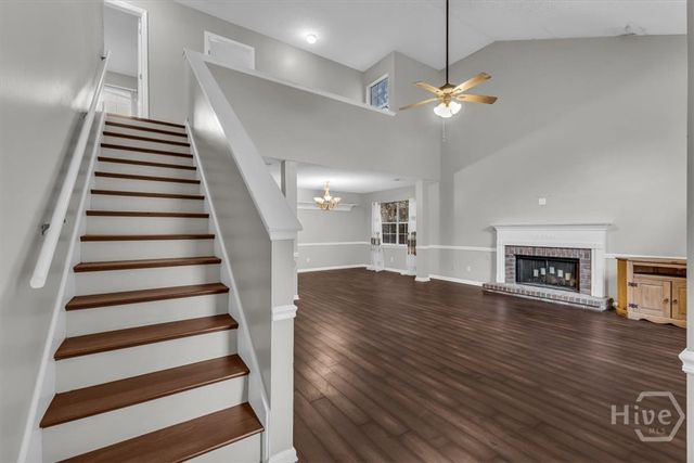 138 Penn Station, Savannah, GA 31410