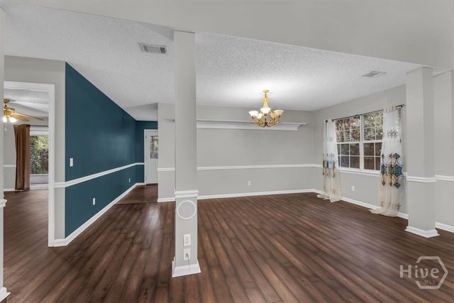 138 Penn Station, Savannah, GA 31410